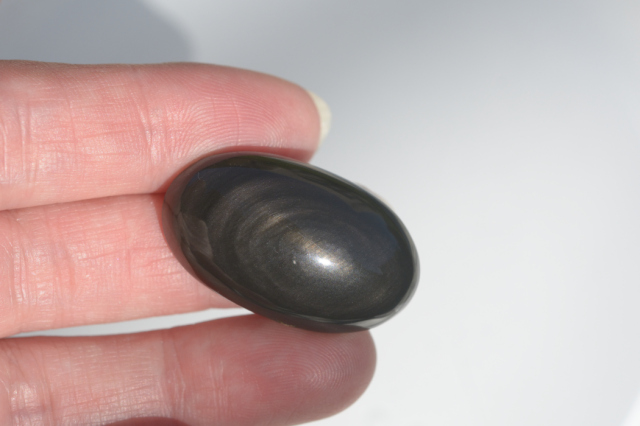 オブシディアン【4】ルース・カボション（31×18.5mm）