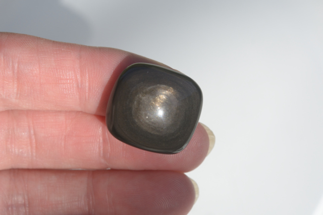 オブシディアン【7】ルース・カボション（20.5×17.5mm）