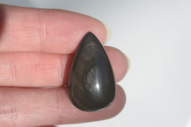 オブシディアン【13】ルース・カボション（24.5×19mm）