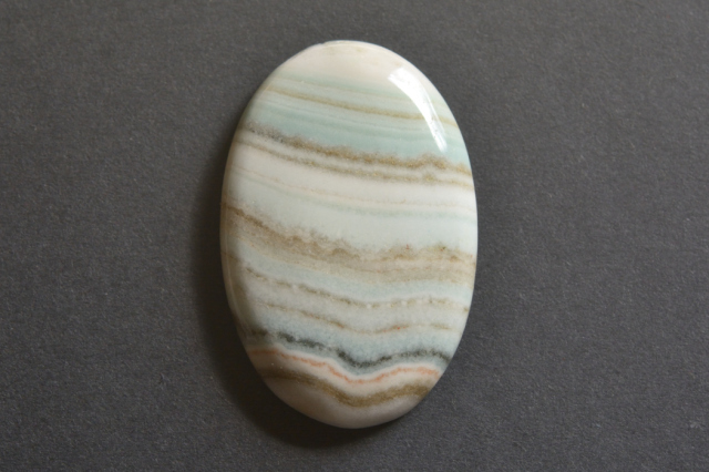 サターンカルセドニー【5】ルース・カボション（約33.5×22mm）