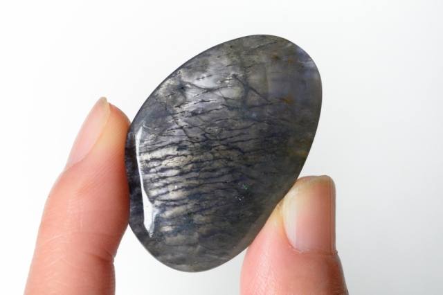 アイオライト（シルバーシーン）【12】天然石ルース・カボション（37.5×25mm）