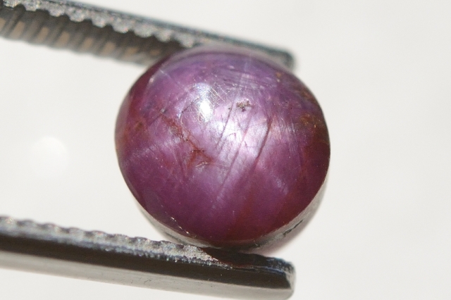 スタールビー【25】天然石ルース・カボション（7.5×7mm）