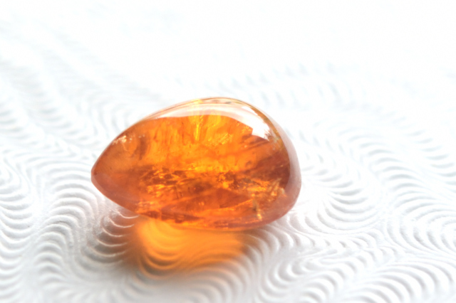 スぺサルティン（マンダリン）ガーネット【10】ルース・カボション（9.5×7.5mm）