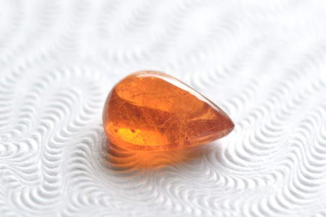 スぺサルティン（マンダリン）ガーネット【16】ルース・カボション（8.5×6mm）