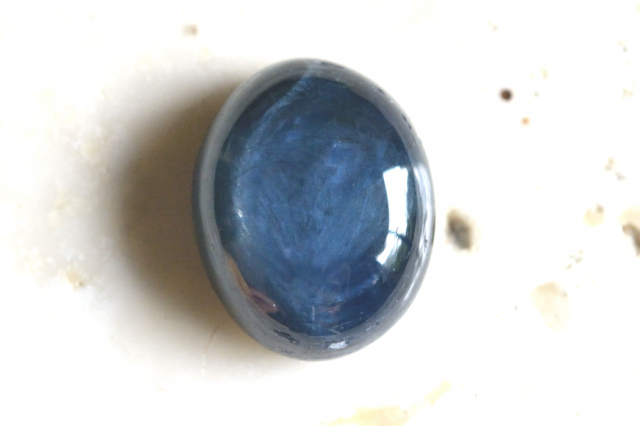 ブルースターサファイア【19】ルース・カボション（10×8mm）