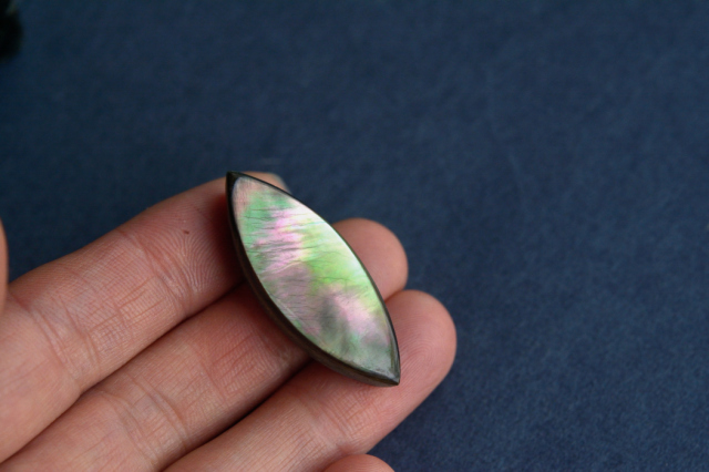 タヒチアンBMOP（ブラックマザーオブパール）【7】ルース・カボション