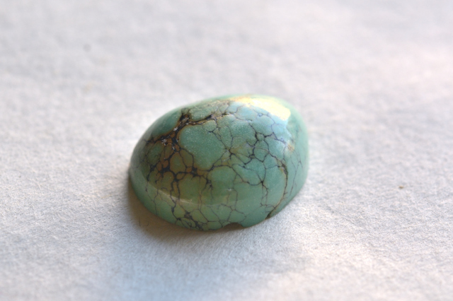 ターコイズ（チベット産）【36】ルース・カボション（19×14mm）