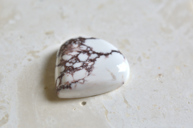 ワイルドホース【8】ルース・カボション（24×22mm）