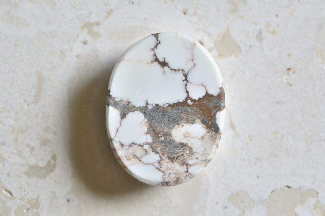 ワイルドホース【12】ルース・カボション（27×21.5mm）
