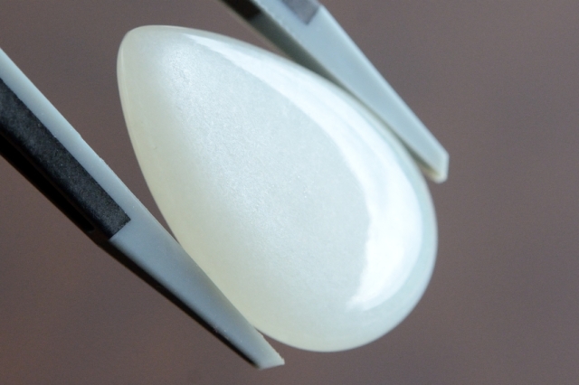 ホワイトムーンストーン【1】ルース・カボション