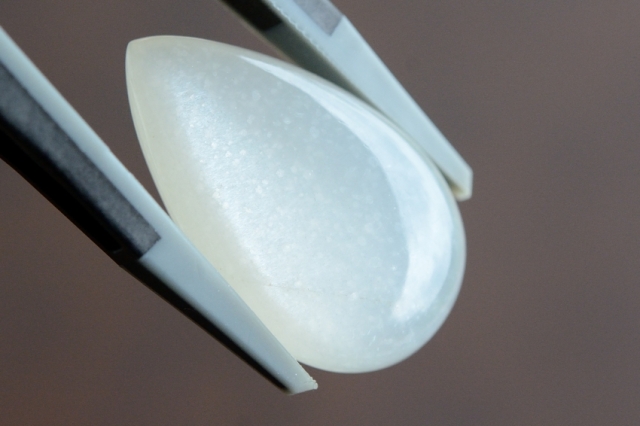 ホワイトムーンストーン【4】ルース・カボション