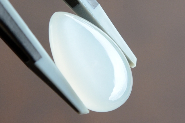 ホワイトムーンストーン【14】ルース・カボション