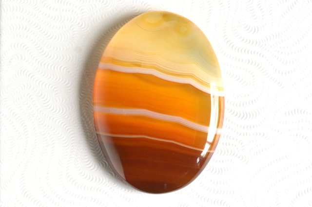 イエローアゲート【14】ルース・カボション　（40.5×29mm）