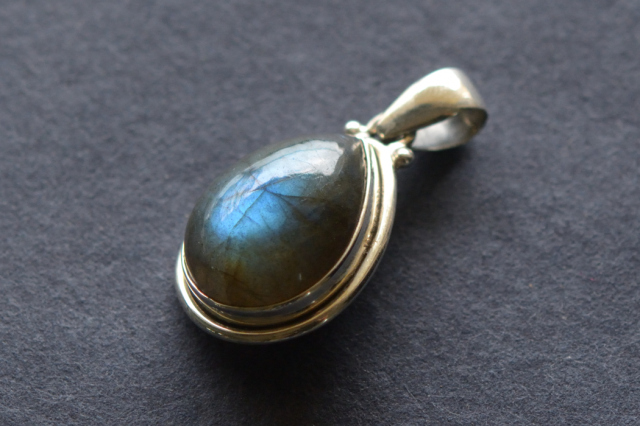 ラブラドライト【15】ネックレス・ペンダントトップ