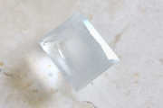 アクチノライトインクォーツ(ブルールチルクォーツ）【4】ルース・カボション（12×10mm）