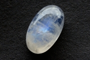 ムーンストーン【66】ルース・カボション　（19.5×11.5mm）