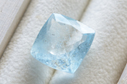 ブルートパーズ（非加熱未処理）【10】ファセットカットルース（14.5×14mm）