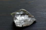 ヒマラヤ・ガネーシュヒマール産水晶　ポイント/原石【3】 （74×53×24mm）