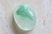 クリソプレーズ【60】ルース・カボション　（16.5×12.5mm）