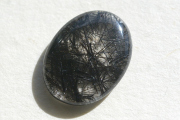 ブラックルチルクォーツ【12】ルース・カボション（19×14.5mm）