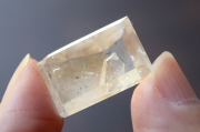 クォーツインクォーツ（貫入水晶）【21】天然石ルース・カボション（18×11.5mm）