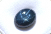 ブルースターサファイア【19】ルース・カボション（10×8mm）