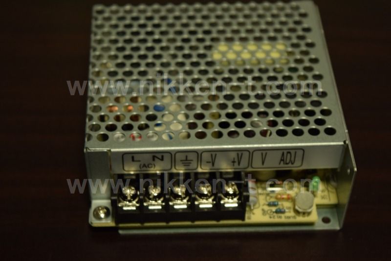 AC/DCアダプタ、24V、1.5A、35W級