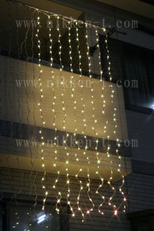 LEDイルミネーション、ウオーターフォールカーテン、上下方向点滅、256球 LEDイルミネーション、ウオーターフォールカーテン、上下方向点滅、256