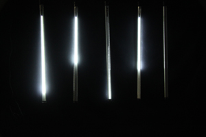 LEDスノーフォール、100cm、5本セット、白　屋外ＯＫ