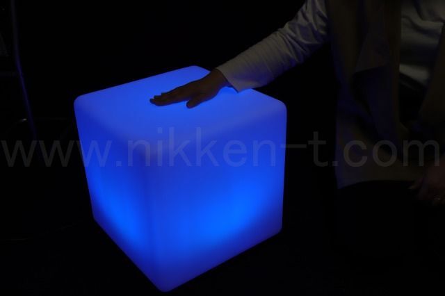 クリーミーライト　タッチキューブ６０　※電源別売り　送料別途要