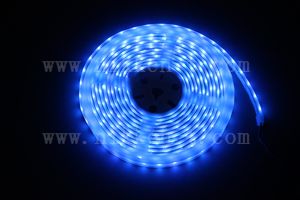 防水型LEDテープライト、SMD3528型(R3)、ブルー、300球、5m巻、白基板、シリコンチューブ、IP65、部品別売り、エンド側コード無し