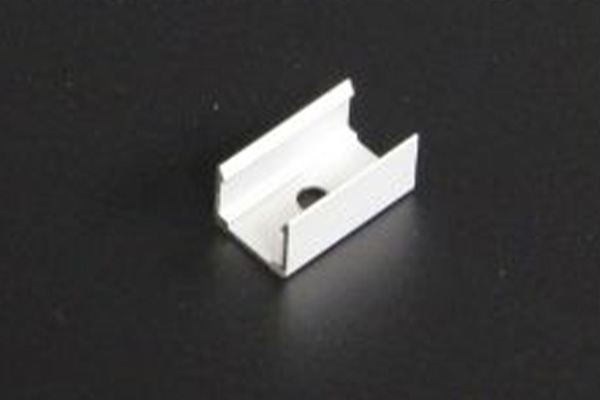 マウントクリップ、内寸幅10×高さ7.5mm、外寸幅12×高さ9.5mm、長さ20mm (LEDネオンフレックス幅9-10mm／高さ10-15mm用)