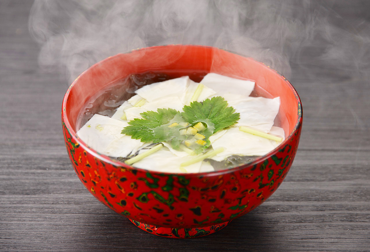 日光ゆばと有明産海苔のお吸い物