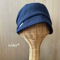 つば付きスエットニットキャップ（ネイビー）