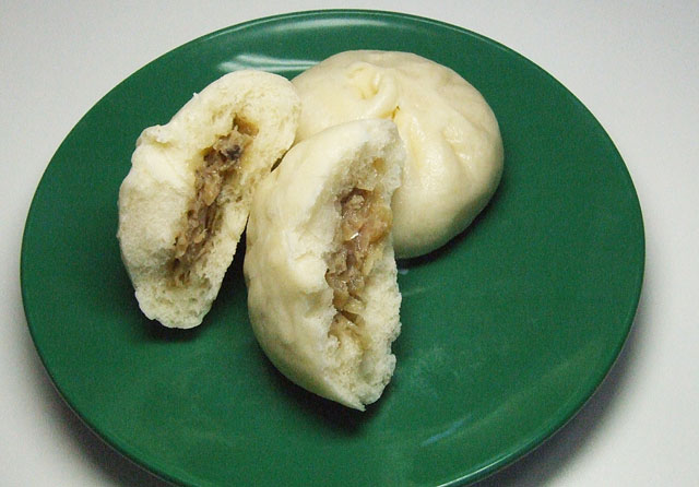 かわらぬ美味しさ　ミニ肉まん