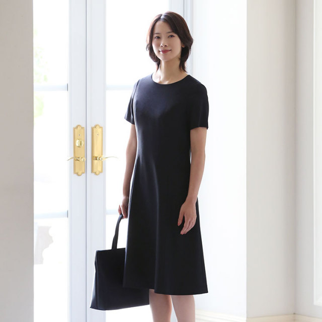 TVドラマ「フェイクマミー」着用】 お受験 スーツ ウール レディース