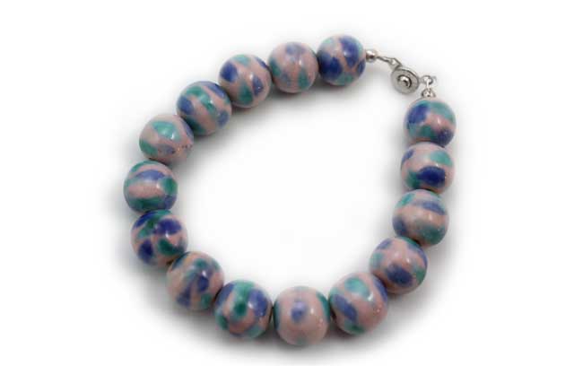 有田焼磁器玉ブレスレットm 釉薬ピンクブルー