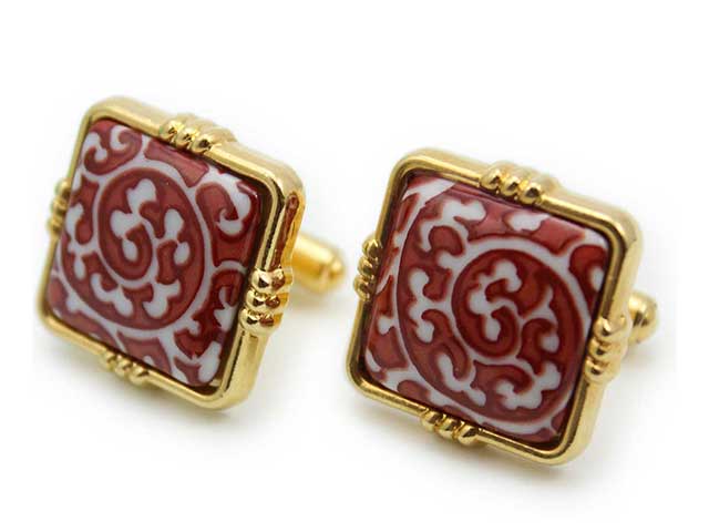 有田焼カフスボタン 錦赤唐草 角型
