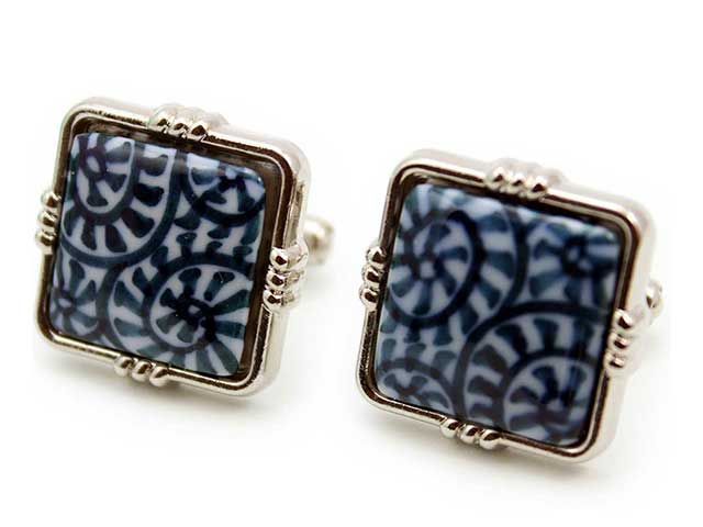 有田焼カフスボタン 染付たこ唐草 角型