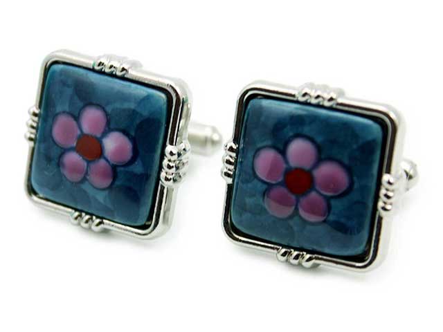 有田焼カフスボタン 染錦梅 角型