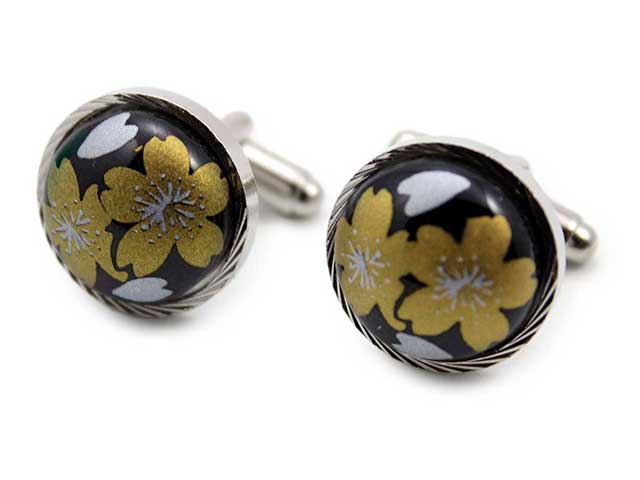 有田焼カフスボタン 黒金桜紋様 丸型
