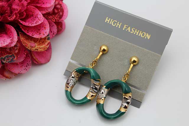 有田焼イヤリング ひねり 流星グリーン