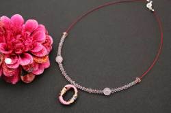 有田焼ひねり天然石ペンダント(Arvo) 流星ピンクローズクォーツ