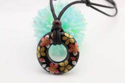 有田焼リング皮紐ペンダント(フリー)   黒桜吹雪