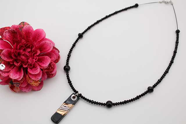 有田焼バー天然石ペンダント(Arvo) 流星ブラックオニキス