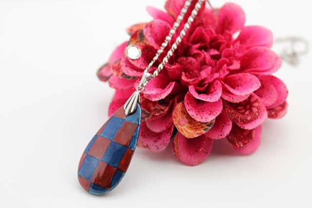 有田焼両面ペンダント 小  染錦市松紋様