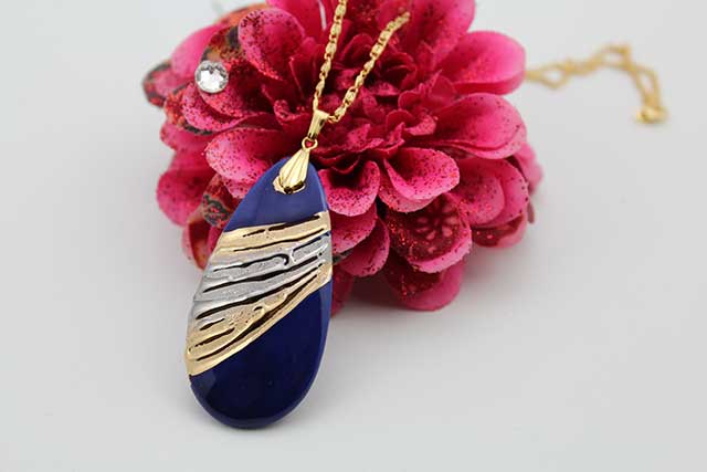 有田焼両面ペンダント 大  流星ブルー