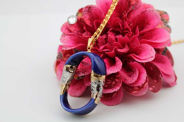 有田焼ひねりペンダント 小 流星ブルー