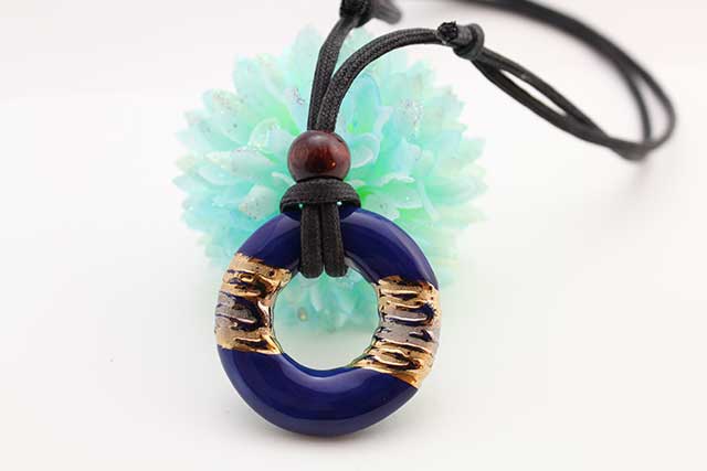 有田焼リング皮紐ペンダント(フリー)   流星ブルー