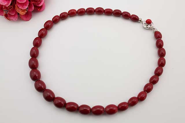 有田焼最高級磁器玉ネックレス 赤釉